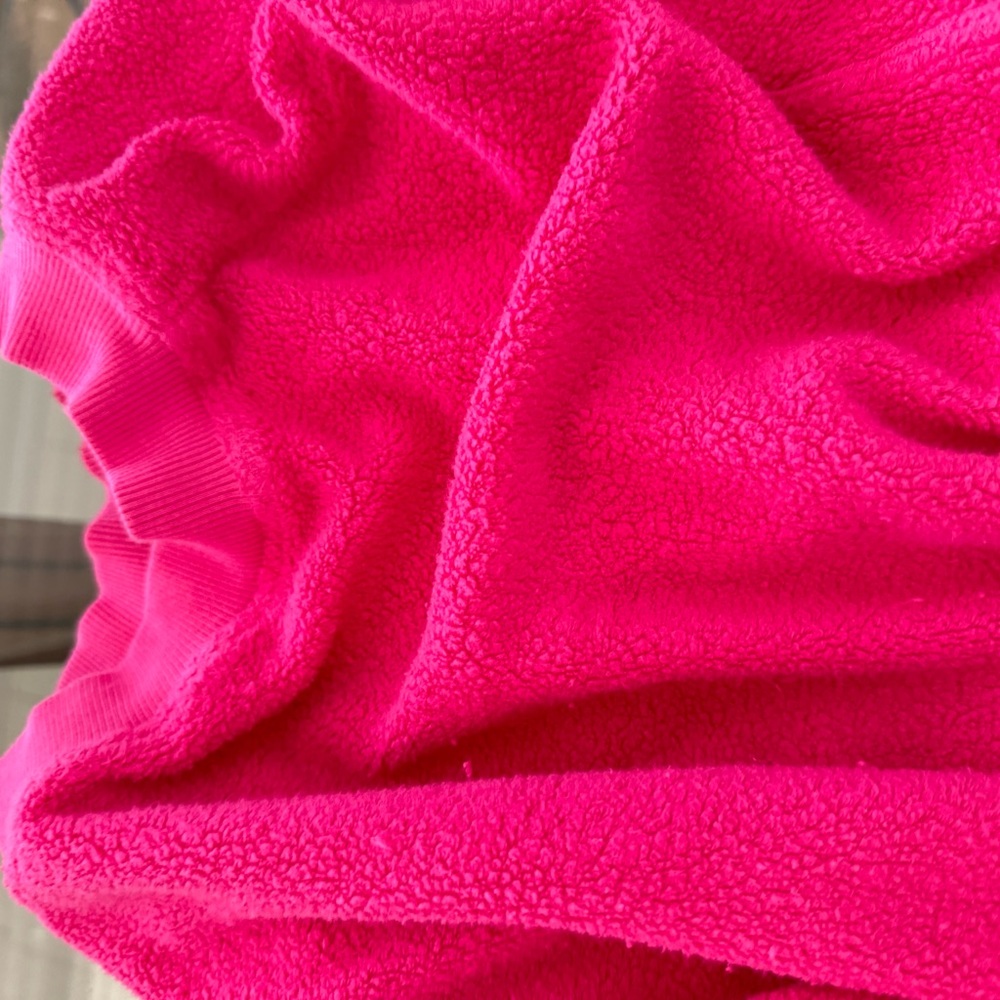 Pink sweater - Picture 2 of 2
